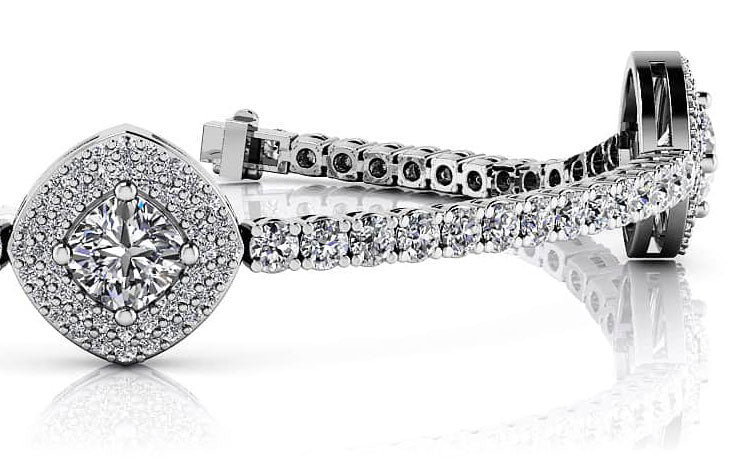 Posh Diamond Bracelet With Modern Accents Diamond with 5.65 ct.(finished) 1.1mm, 2.2mm, 5.5mm