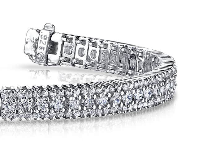 Flashy Prong Set Diamond Bracelet Lab-Grown Diamond  with 4.88 ct.(finished) 1.2mm, 2.2mm