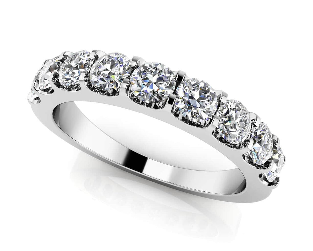 Shared Prong Diamond Anniversary Ring Diamond  with 0.26 ct.(finished) 1.5mm